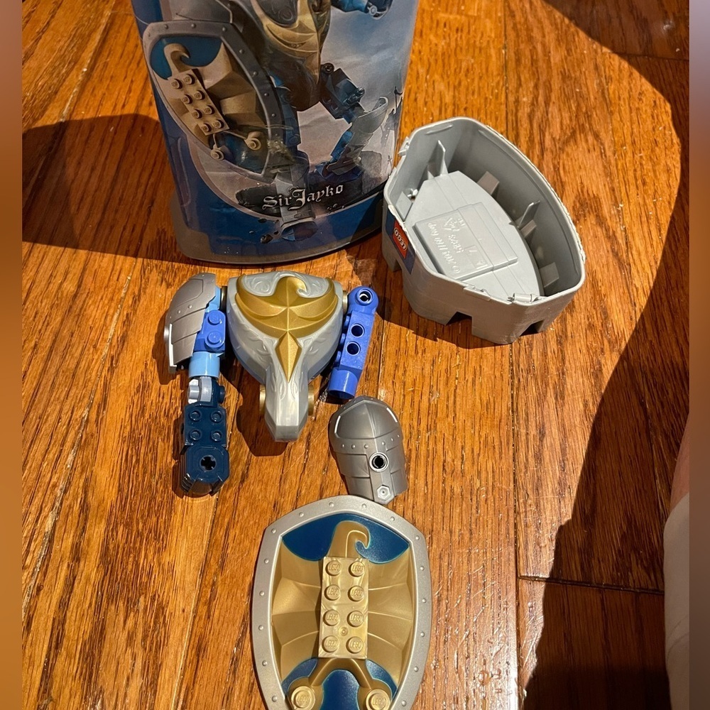 Lego 8792 Figure Good Sir Jayko Knight Replacement Pieces- no instructions